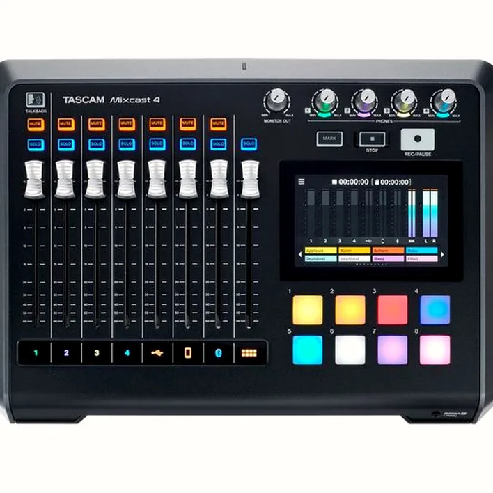 Tascam Mixcast 4 Bag Bundle