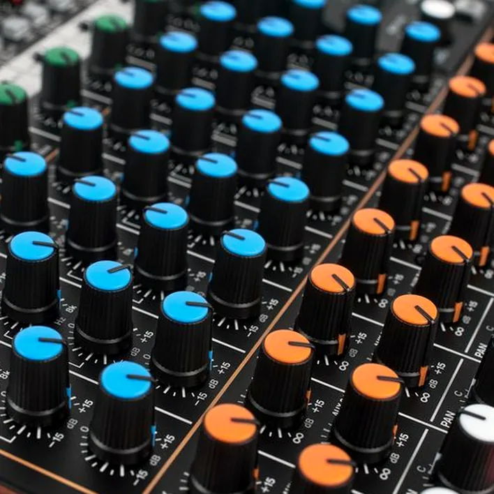 Tascam Model 12