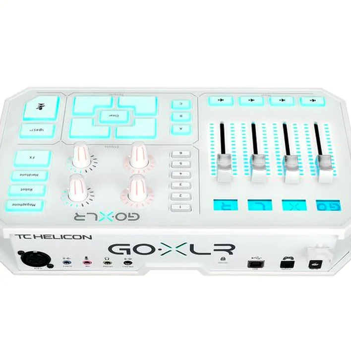 TC-Helicon Go XLR-WH