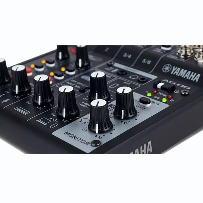 Yamaha AG06 MK2 BK