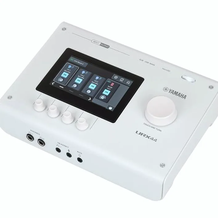 Yamaha URX44 WH
