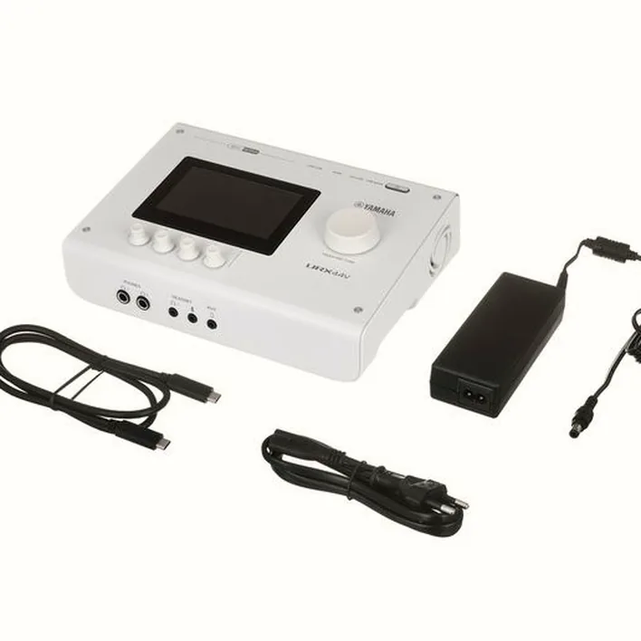 Yamaha URX44V WH