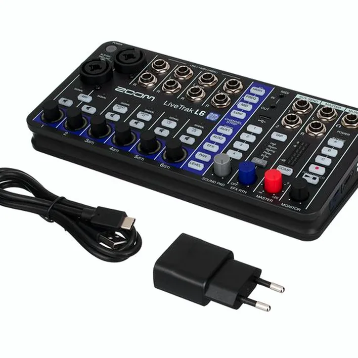 Zoom LiveTrak L-6