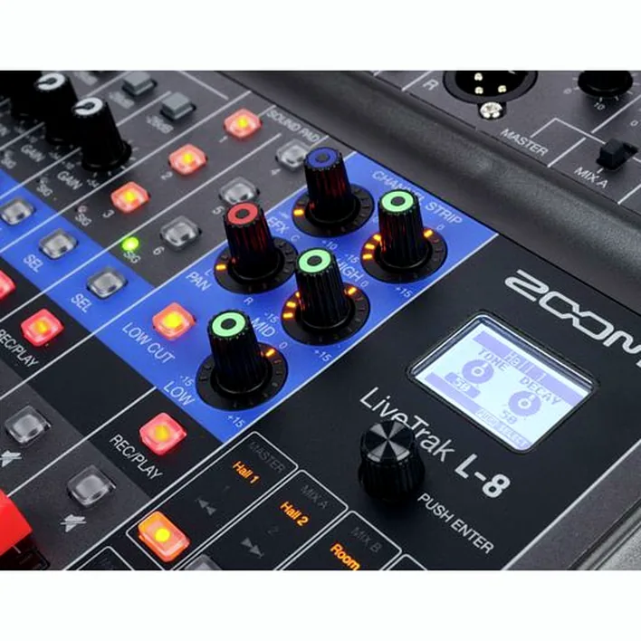Zoom LiveTrak L-8