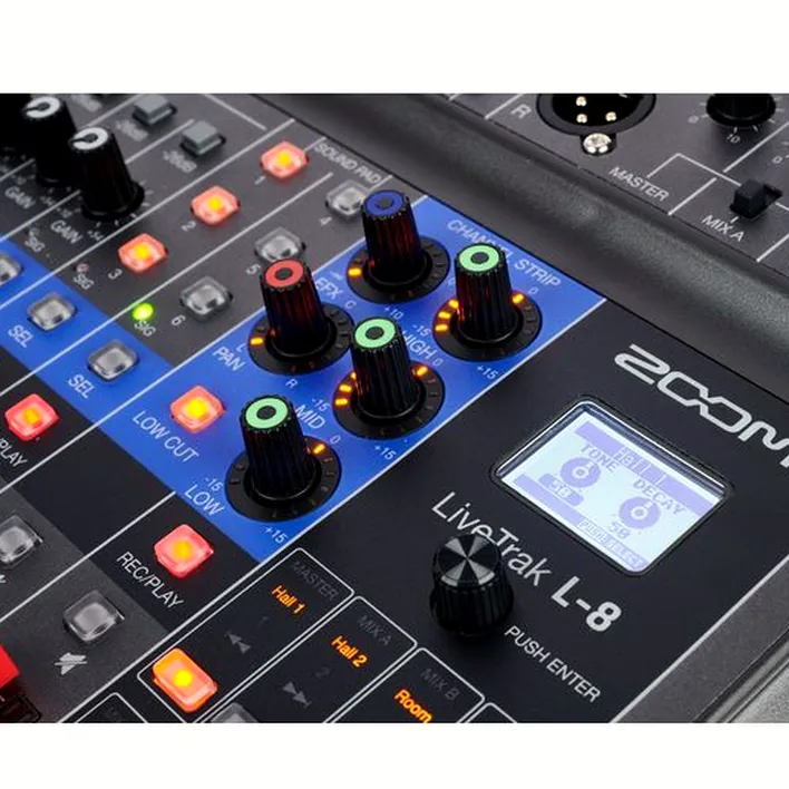Zoom LiveTrak L-8 Bag Bundle
