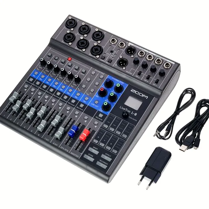 Zoom LiveTrak L-8 Bag Bundle
