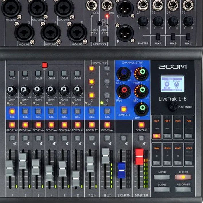 Zoom LiveTrak L-8 Bag Bundle