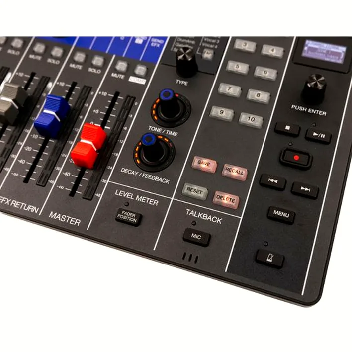 Zoom LiveTrak L12next